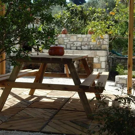 Hammock House *